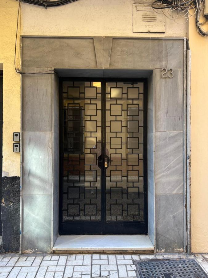 Huerto & Private Patio In The Old Town By Ele Apartments マラガ エクステリア 写真